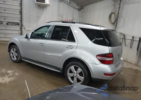 2009 Mercedes-Benz Ml 350 4Matic z USA, uszkodzony, nr VIN 4JGBB86EX9A473377